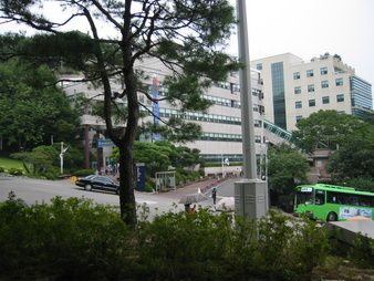 낮에 학교오기