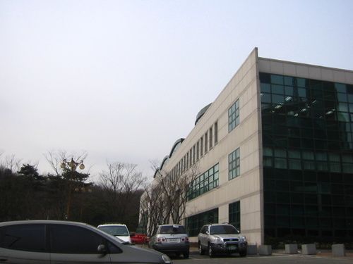 학교 갔다 왔습니다.