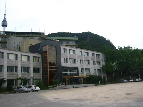 포스팅이 뜸했습니다.